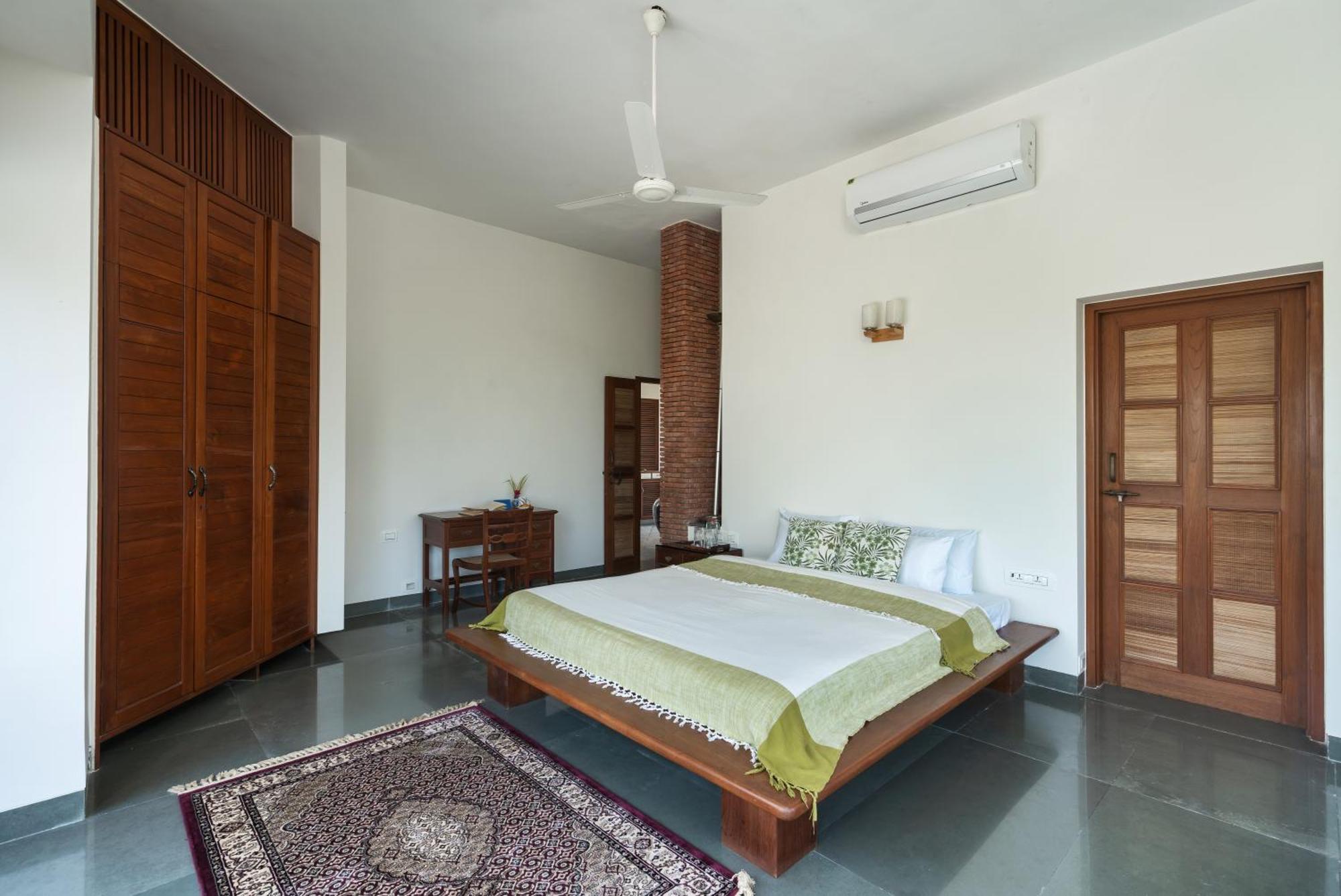 Saffronstays Pride Rock Mandve Exterior photo